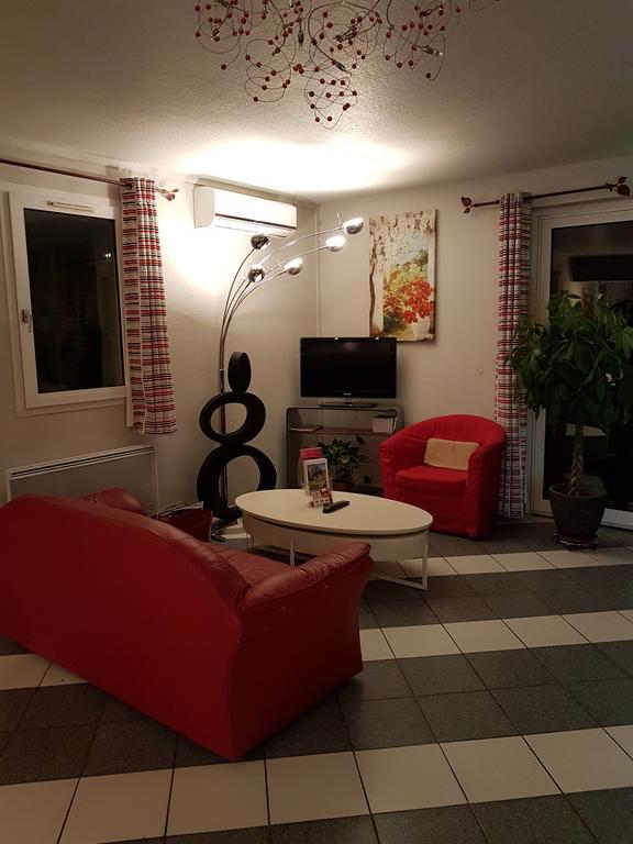 La Grange De Marie Hotel Nitry Eksteriør billede